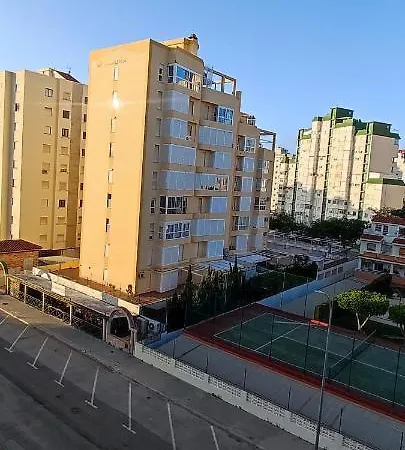 Bitacora Lux ,comfortable 450 Meters From The Beach, Swimming Pool, 2 Air-con ,wi-fi Apartment Playa de Gandia