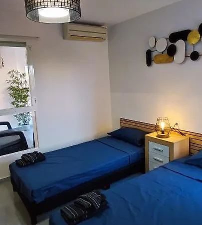 Bitacora Lux ,comfortable 450 Meters From The Beach, Swimming Pool, 2 Air-con ,wi-fi Apartment *